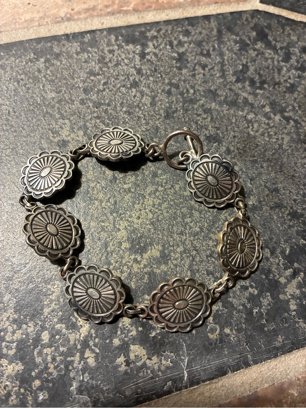 Vintage 925 Sterling Silver Sunburst Concho Link Bracelet Toggle Clasp